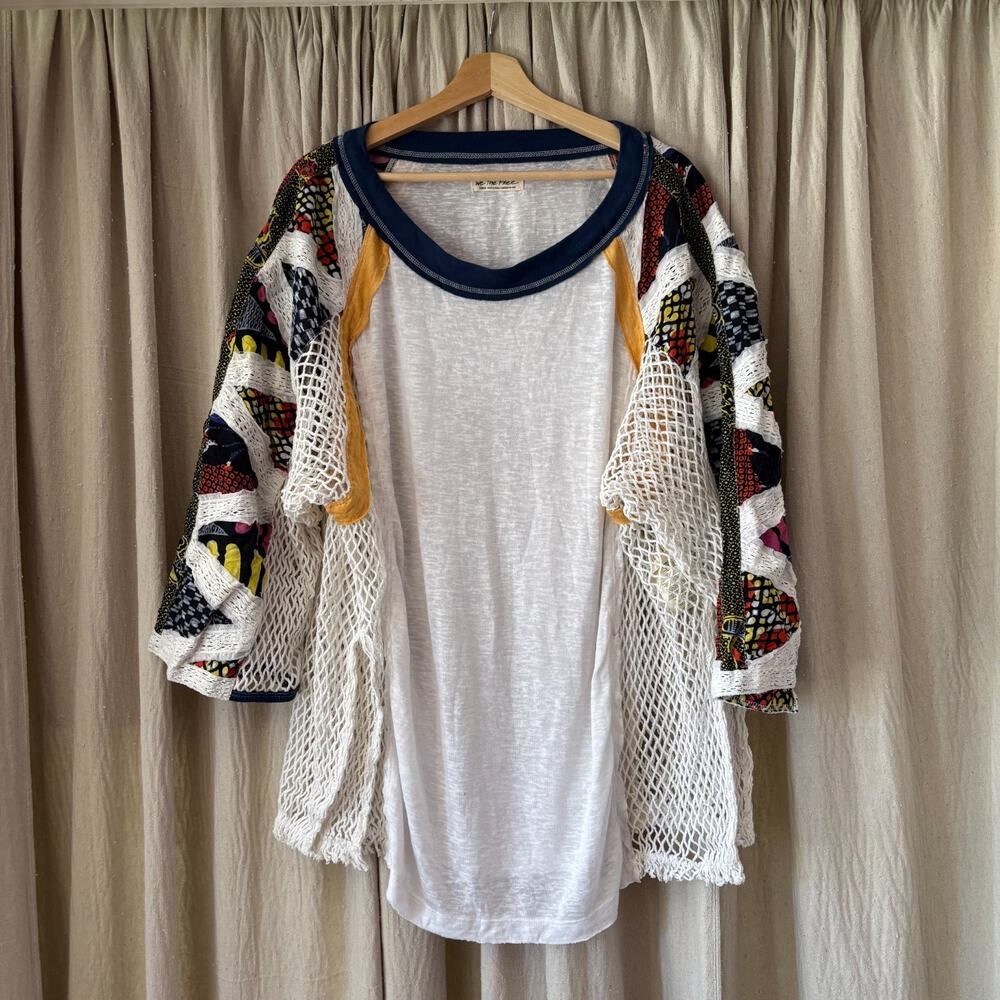 We The Free People L Mixed Media Top Crochet Net Patchwork Sleeve - Picture 2 of 5
